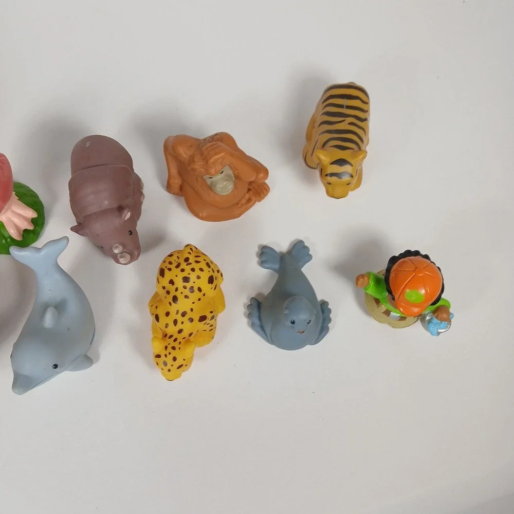 Lot Of Fisher Price Little People Zoo Talkers 10 Animals & Zookeeper 2011 Tested